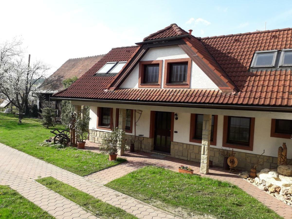 Apartman Kristina Ivachnova 49 Bešeňová Kültér fotó